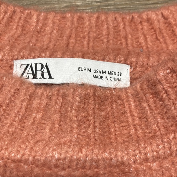 Women’s Size Medium Zara Sweater - EUC - Picture 2 of 3